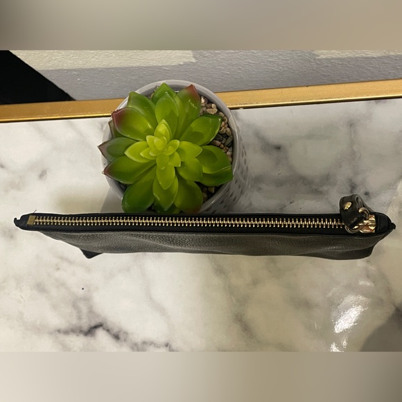 SOLD Michael Kors Wristlet - Picture 7 of 9